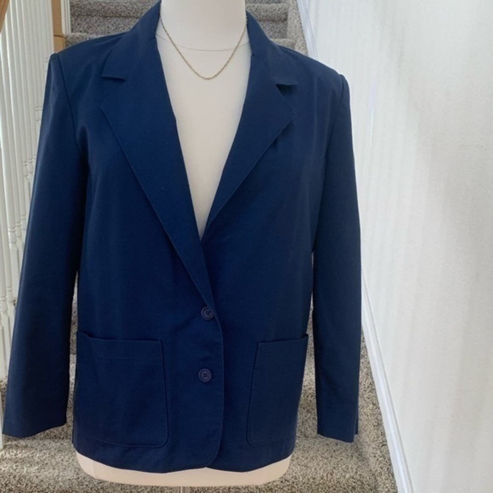 Russ navy blue blazer. Perfect for fall.